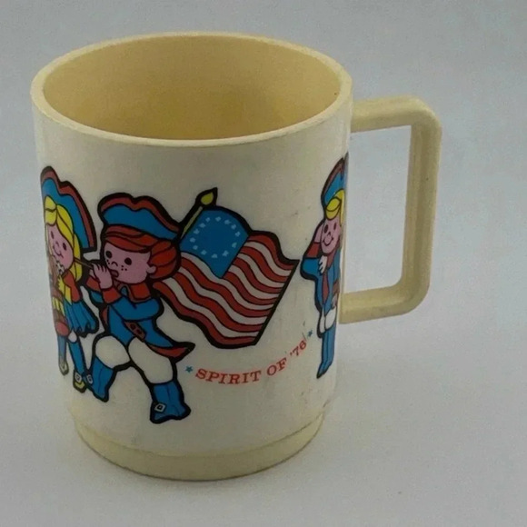 Vintage Deka Elizabeth NJ 1975 Plastic Cup Mug 1776 Spirit of '76 Made in USA - Picture 2 of 11